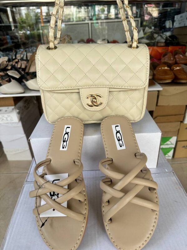 ⁦SAC CHANEL SANDALA UGG /ref14⁩ - الصورة ⁦3⁩